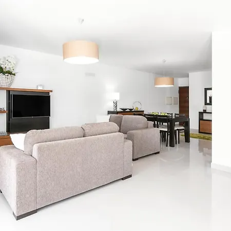 Appartement Caminho Da *